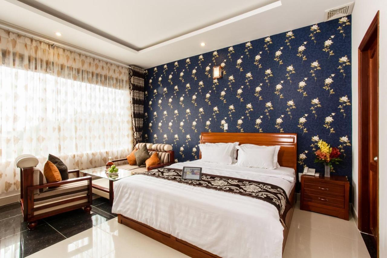 Long Bao Chau Hotel Thu Dau Mot Exterior photo